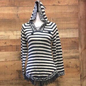 Women's Size Medium NO BRAND NAME Striped Fringed Hooded Sweater